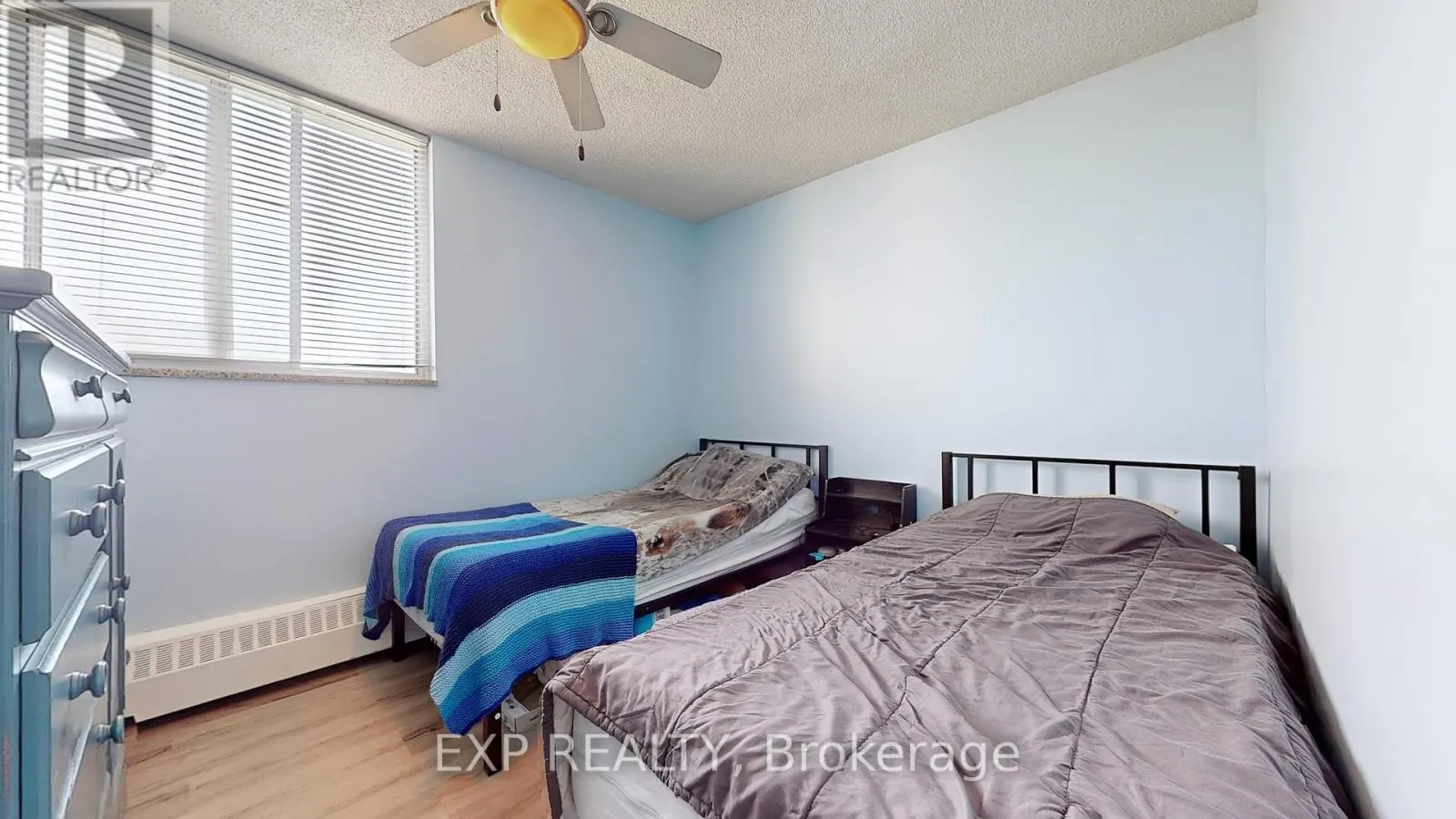 1007 - 330 DIXON ROAD