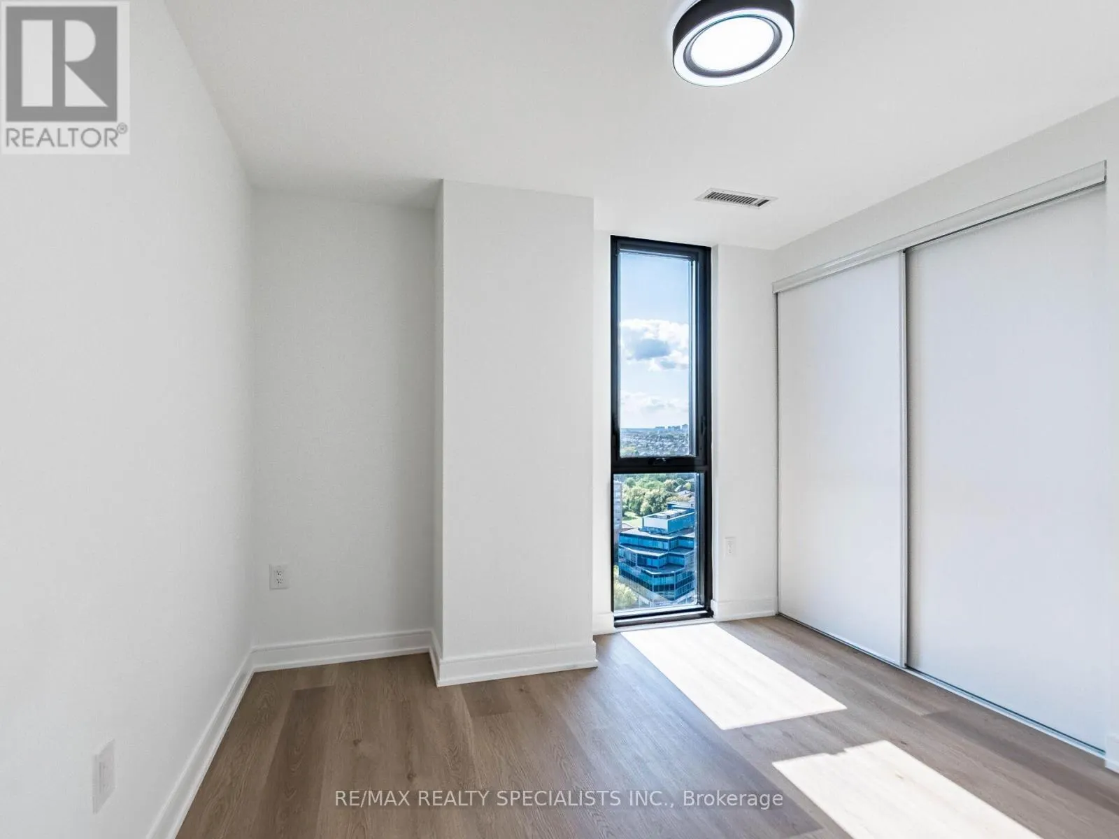 1703 - 3009 NOVAR ROAD