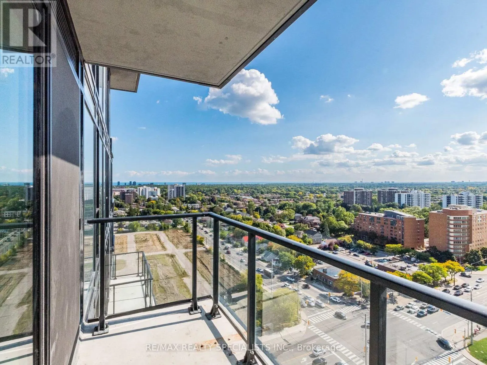 1703 - 3009 NOVAR ROAD