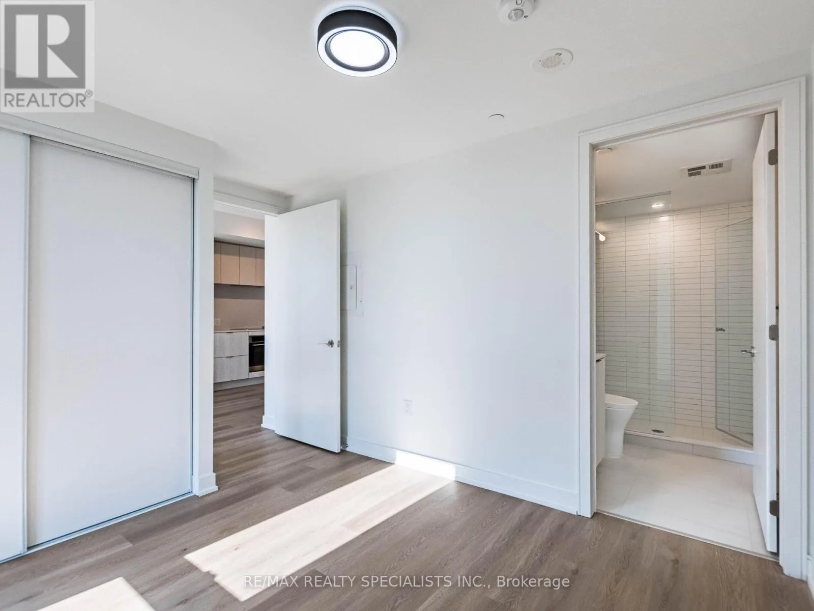 1703 - 3009 NOVAR ROAD