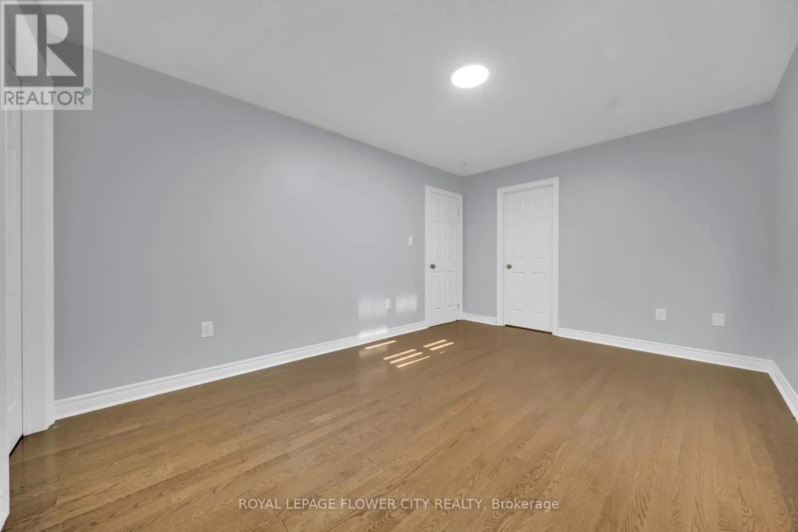 44 YOUNG GARDEN CRESCENT