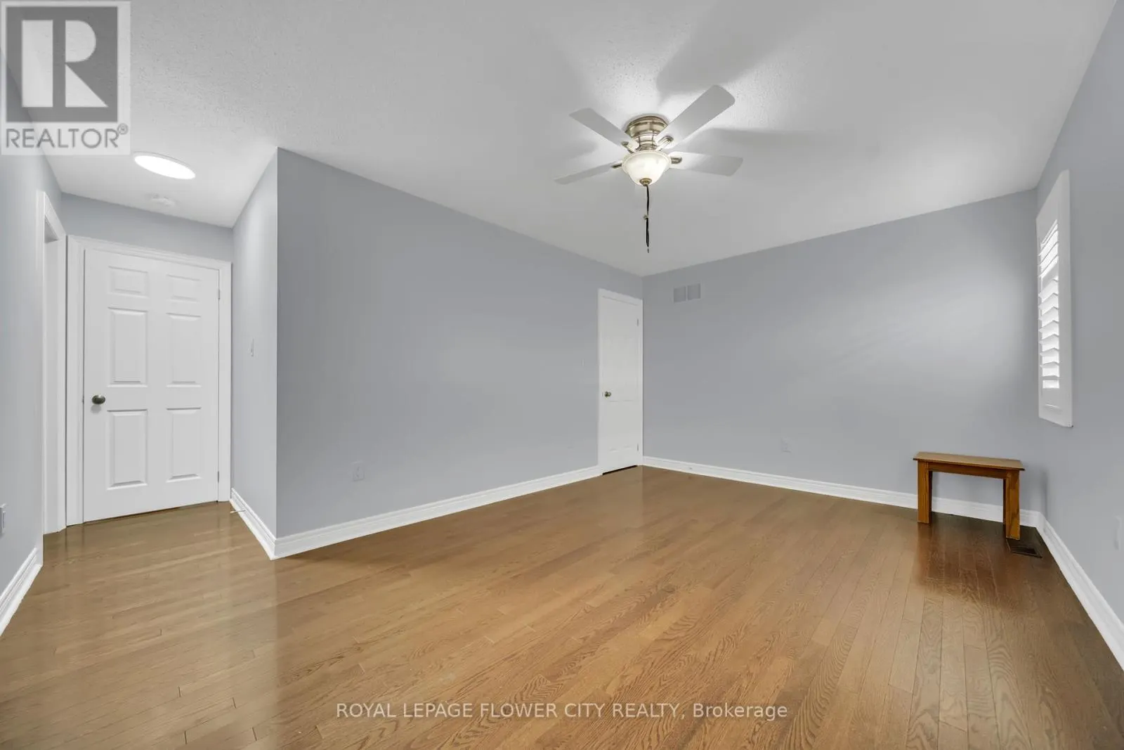 44 YOUNG GARDEN CRESCENT