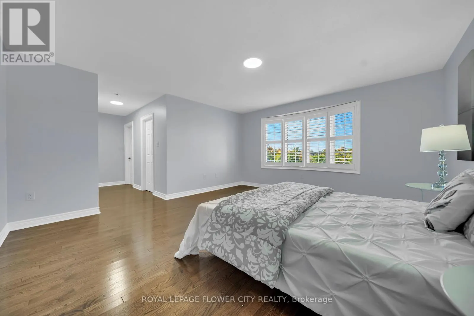 44 YOUNG GARDEN CRESCENT