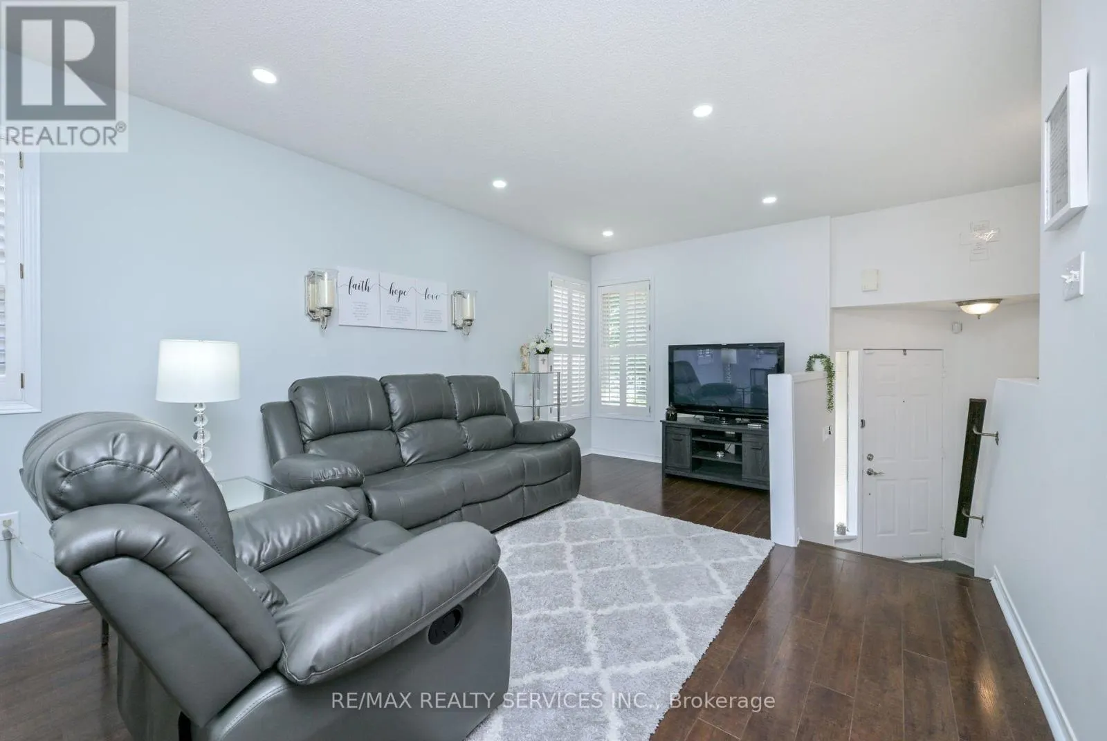 59 SPRINGVIEW DRIVE