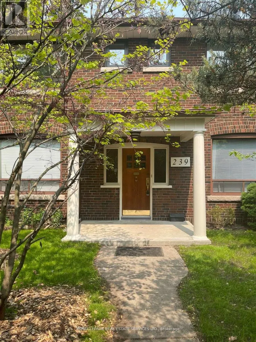 UPPER - 239 ELLIS AVENUE