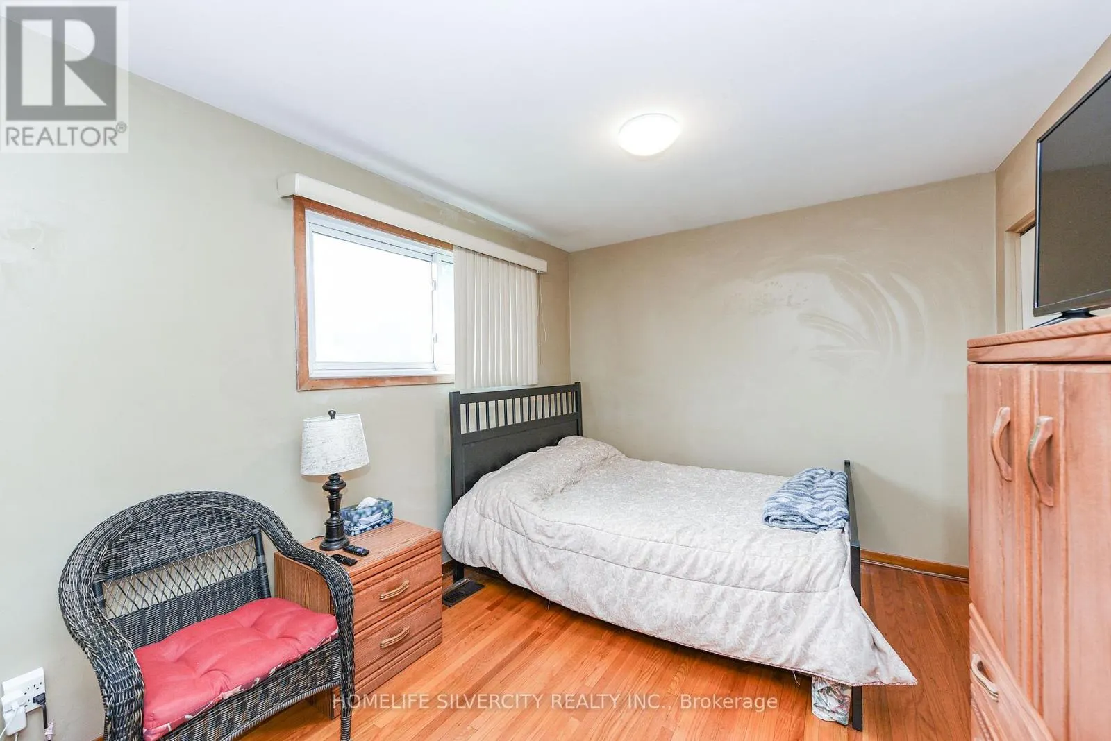 3350 LEHIGH CRESCENT