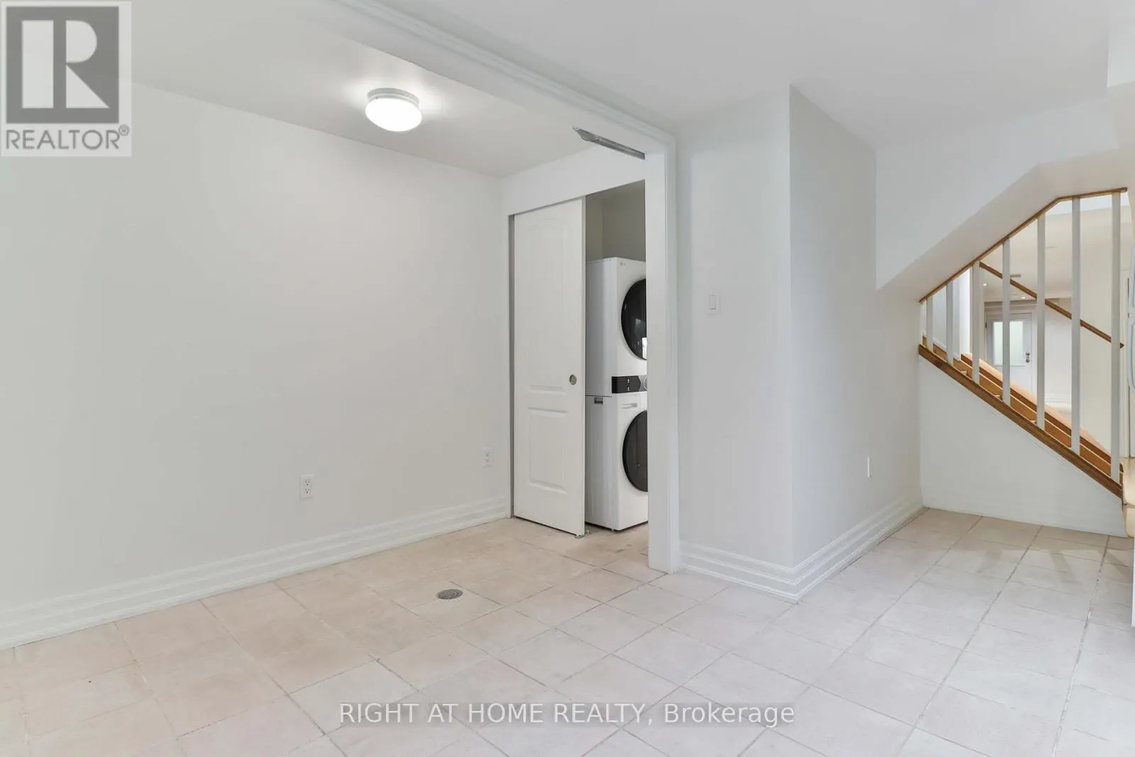 BSMT - 215A CHAMBERS AVENUE