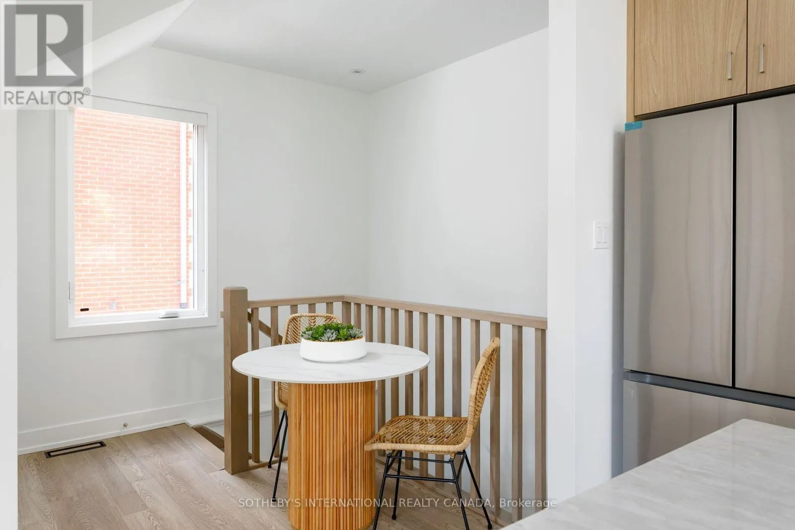 4 - 103 CAVELL AVENUE