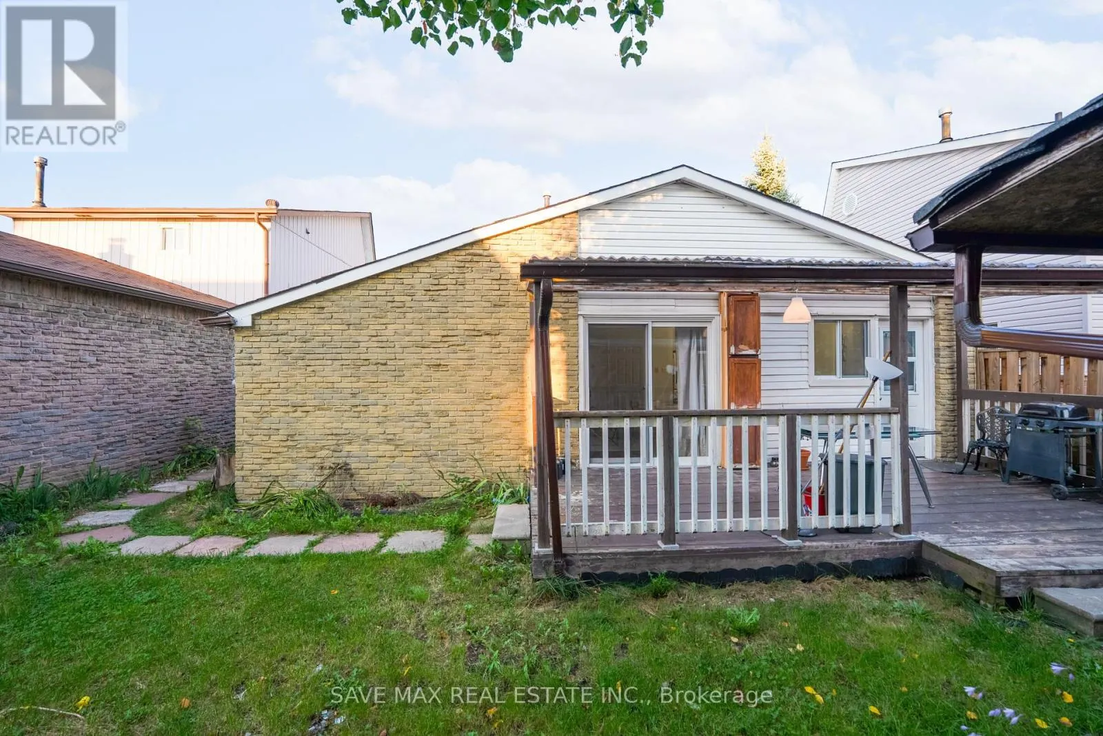 28 GAILWOOD COURT
