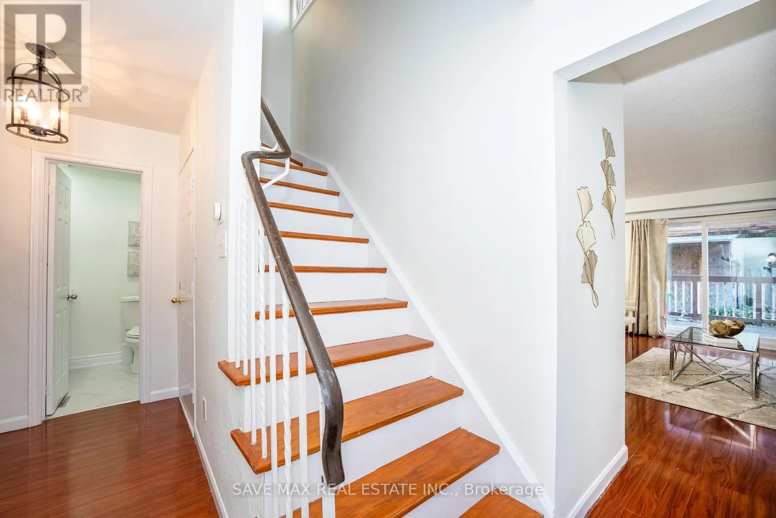 28 GAILWOOD COURT