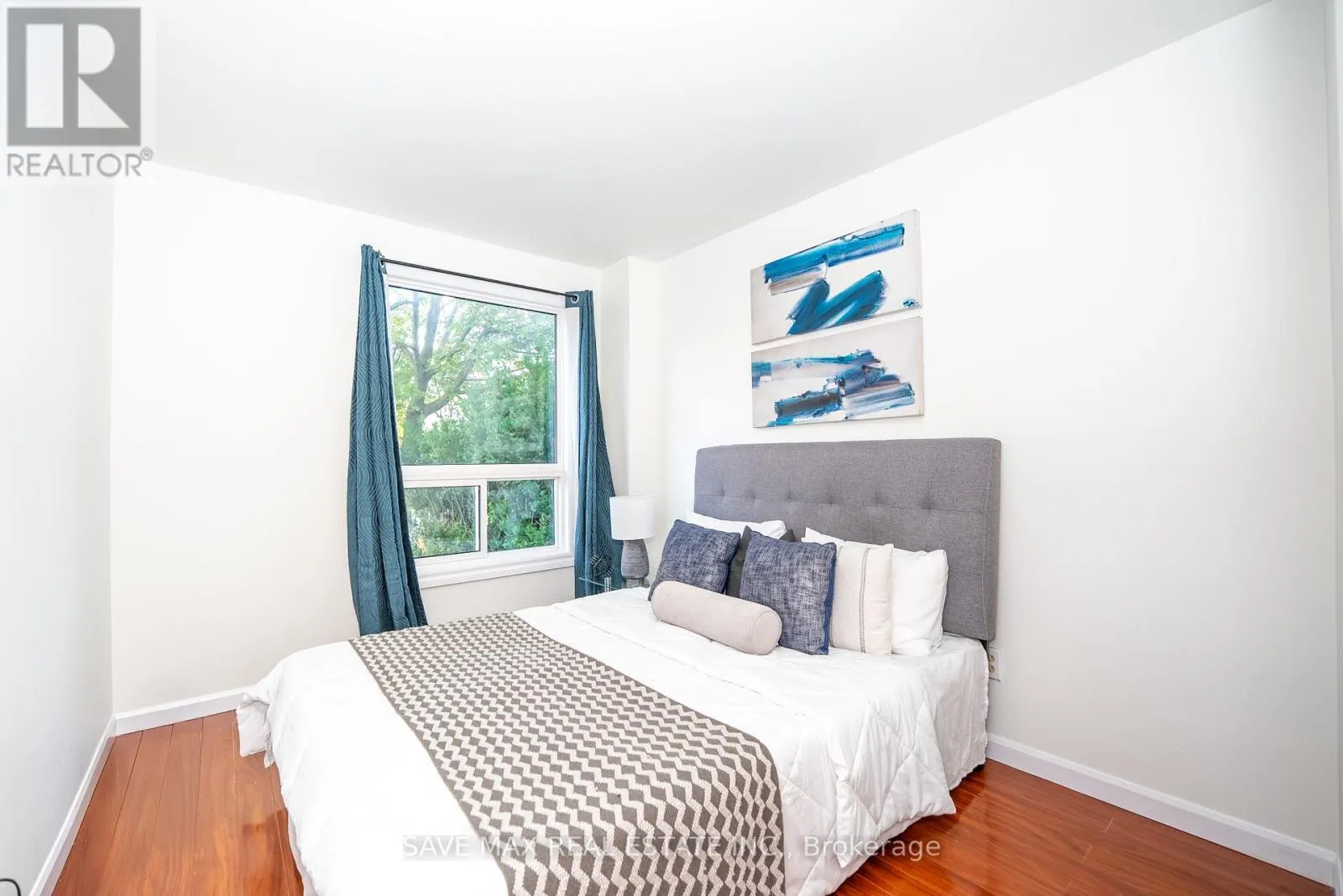 28 GAILWOOD COURT