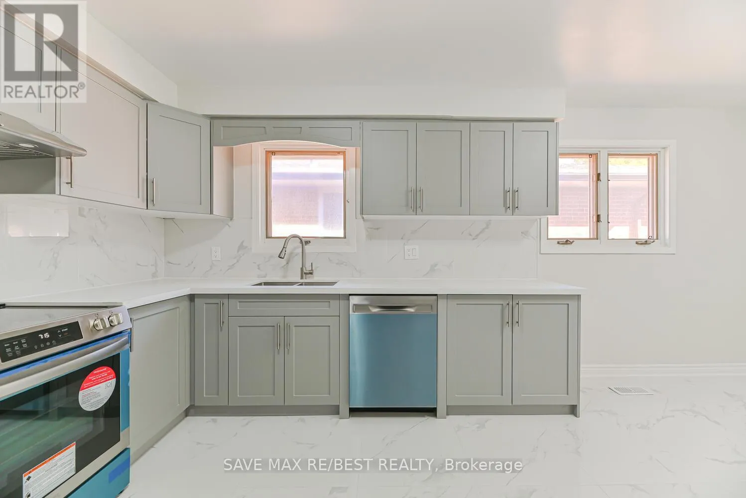 4 PETUNIAS ROAD