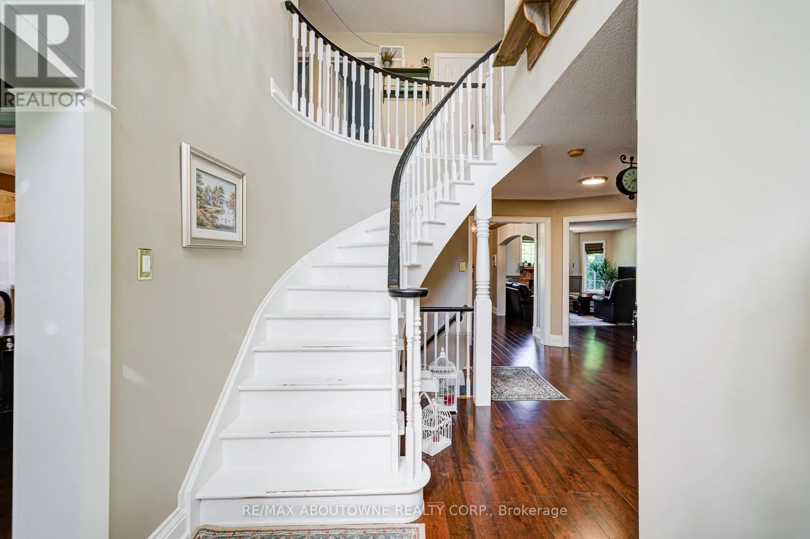 2193 MEADOWLAND DRIVE