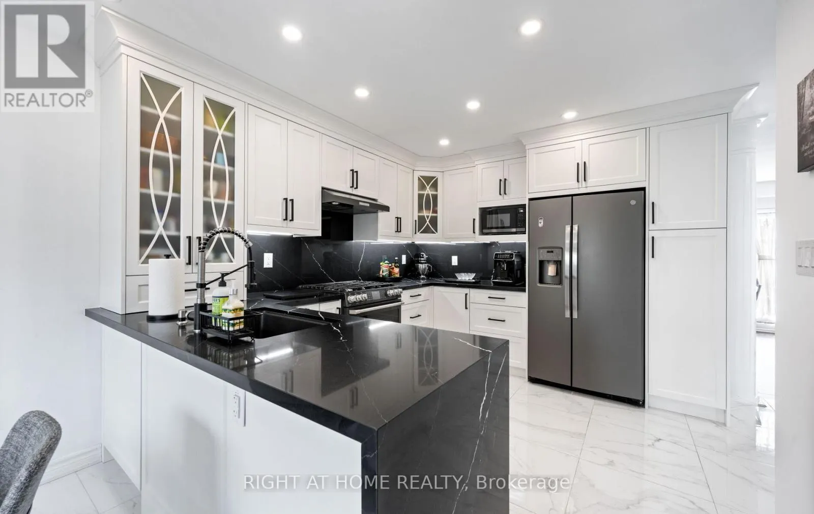 58 KNOLL HAVEN CIRCLE