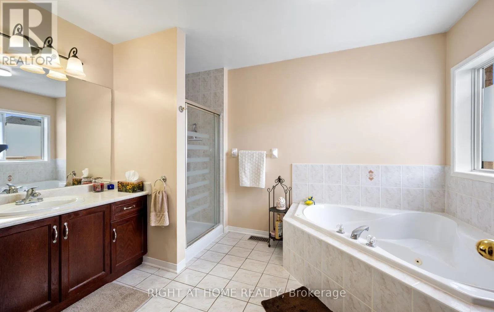 58 KNOLL HAVEN CIRCLE