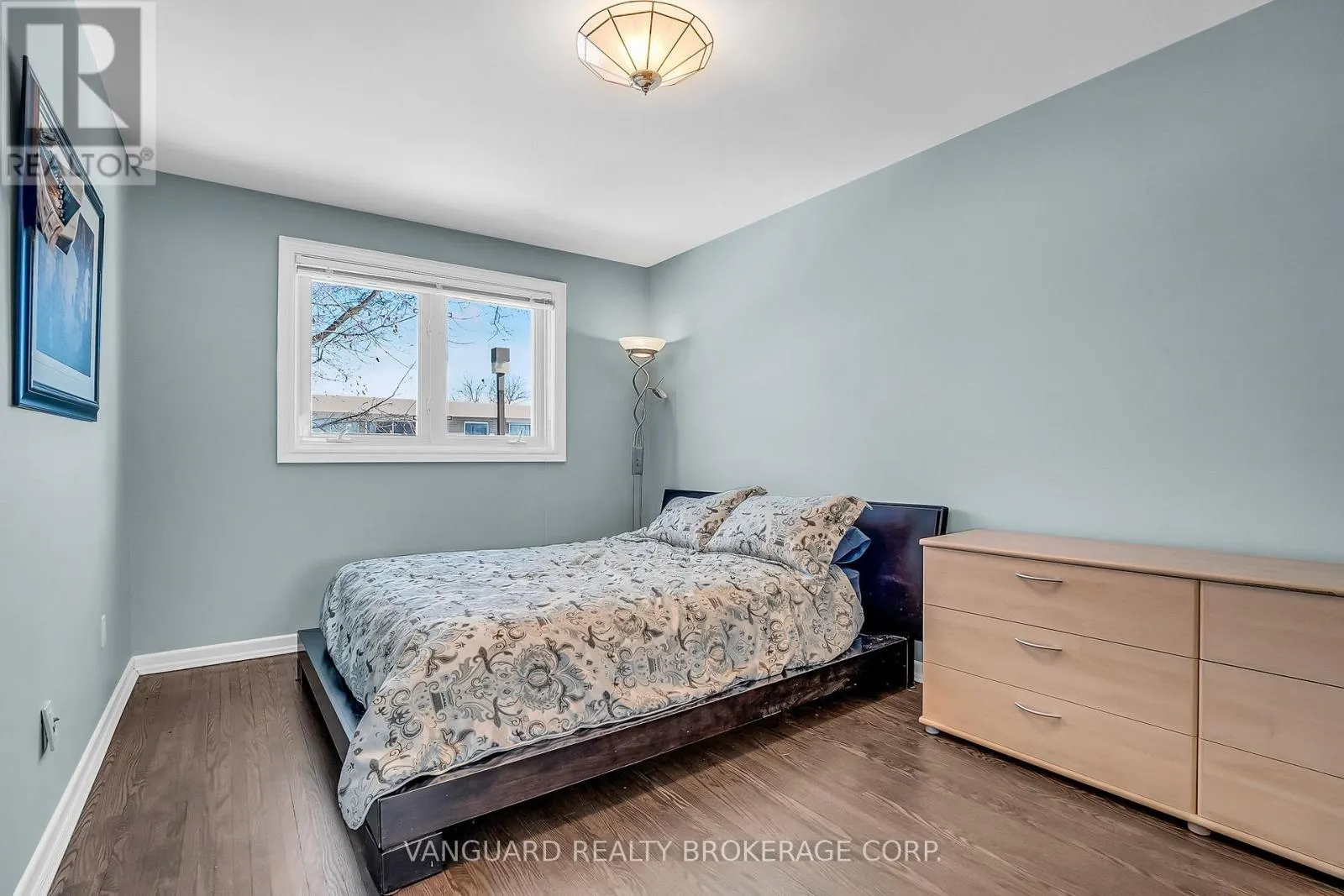 61 GAMBELLO CRESCENT