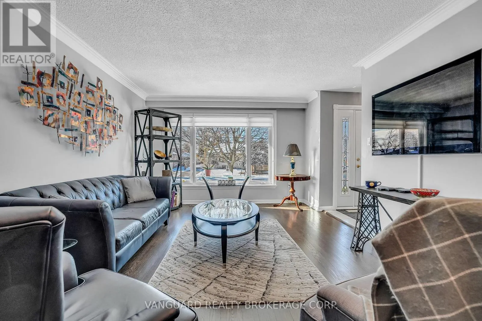 61 GAMBELLO CRESCENT