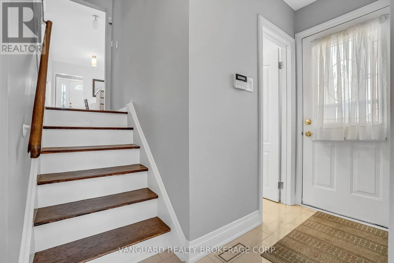 61 GAMBELLO CRESCENT