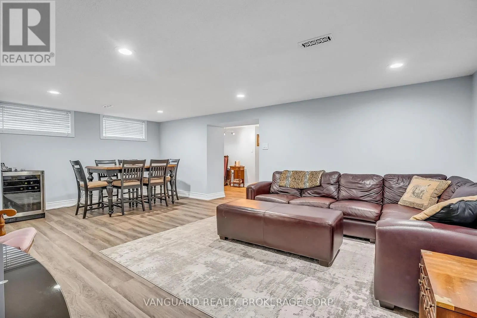 61 GAMBELLO CRESCENT