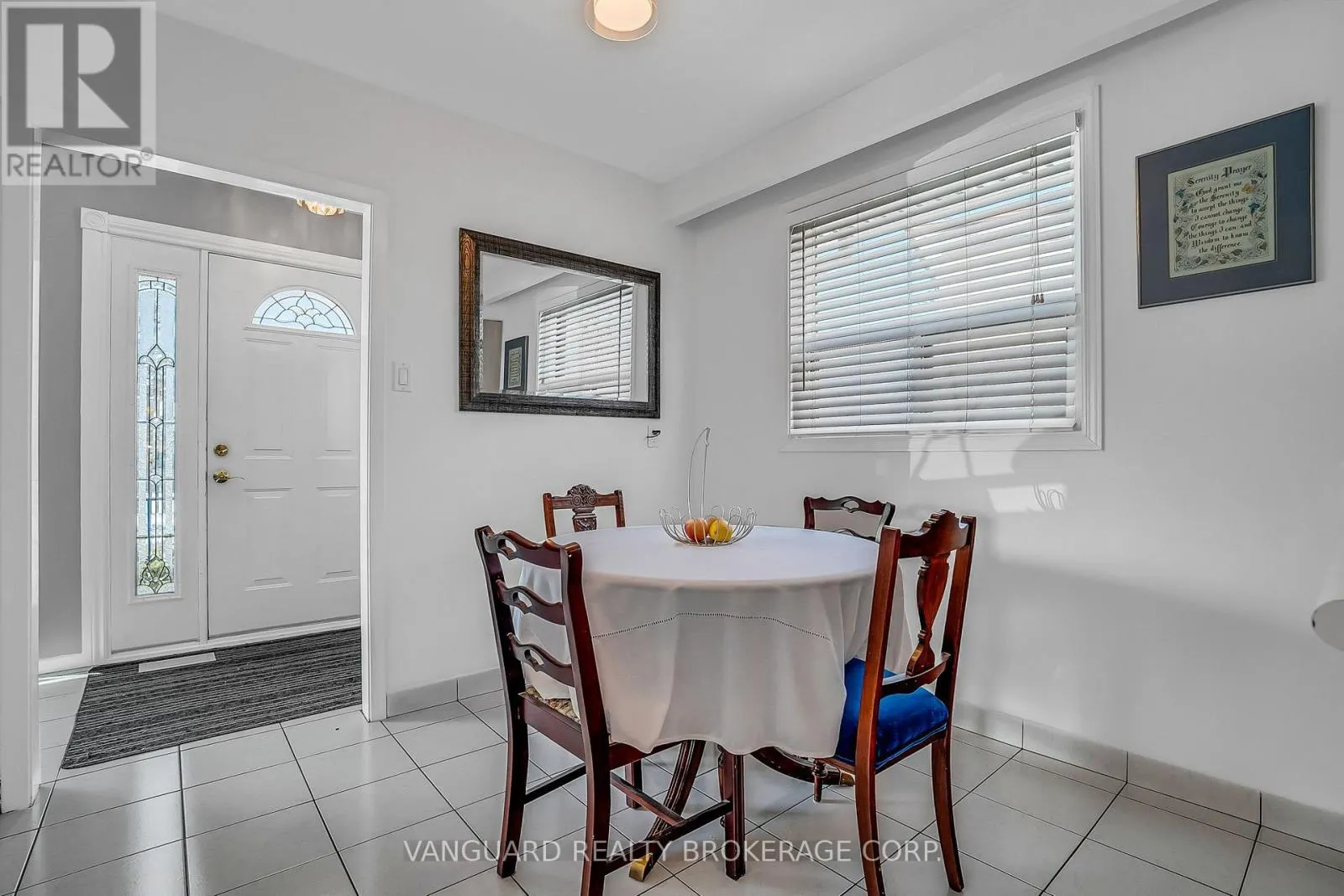 61 GAMBELLO CRESCENT