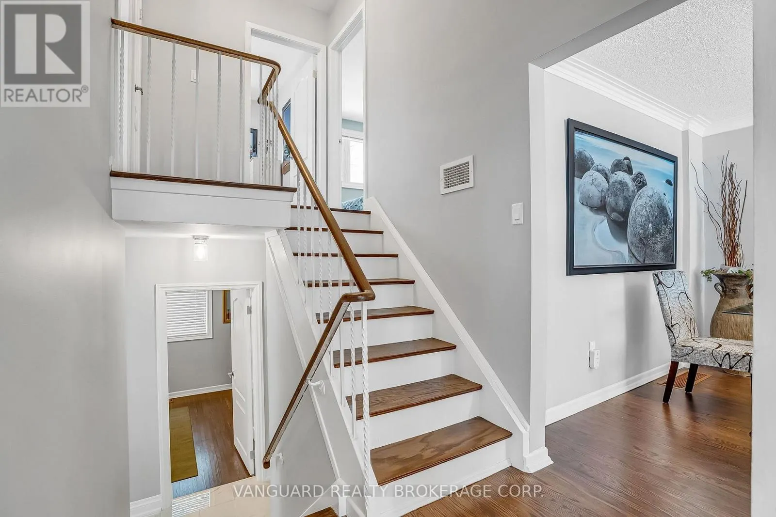 61 GAMBELLO CRESCENT