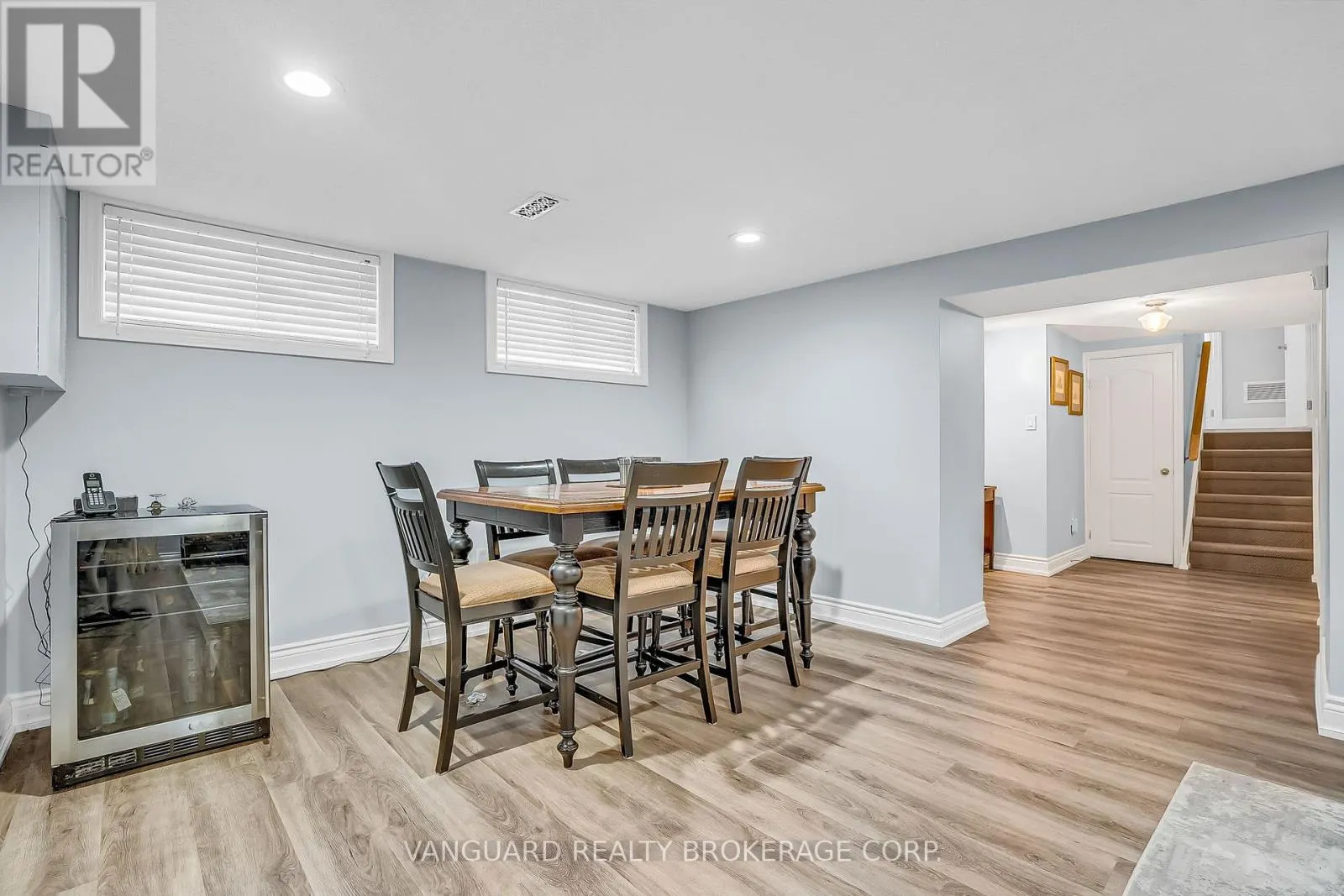 61 GAMBELLO CRESCENT