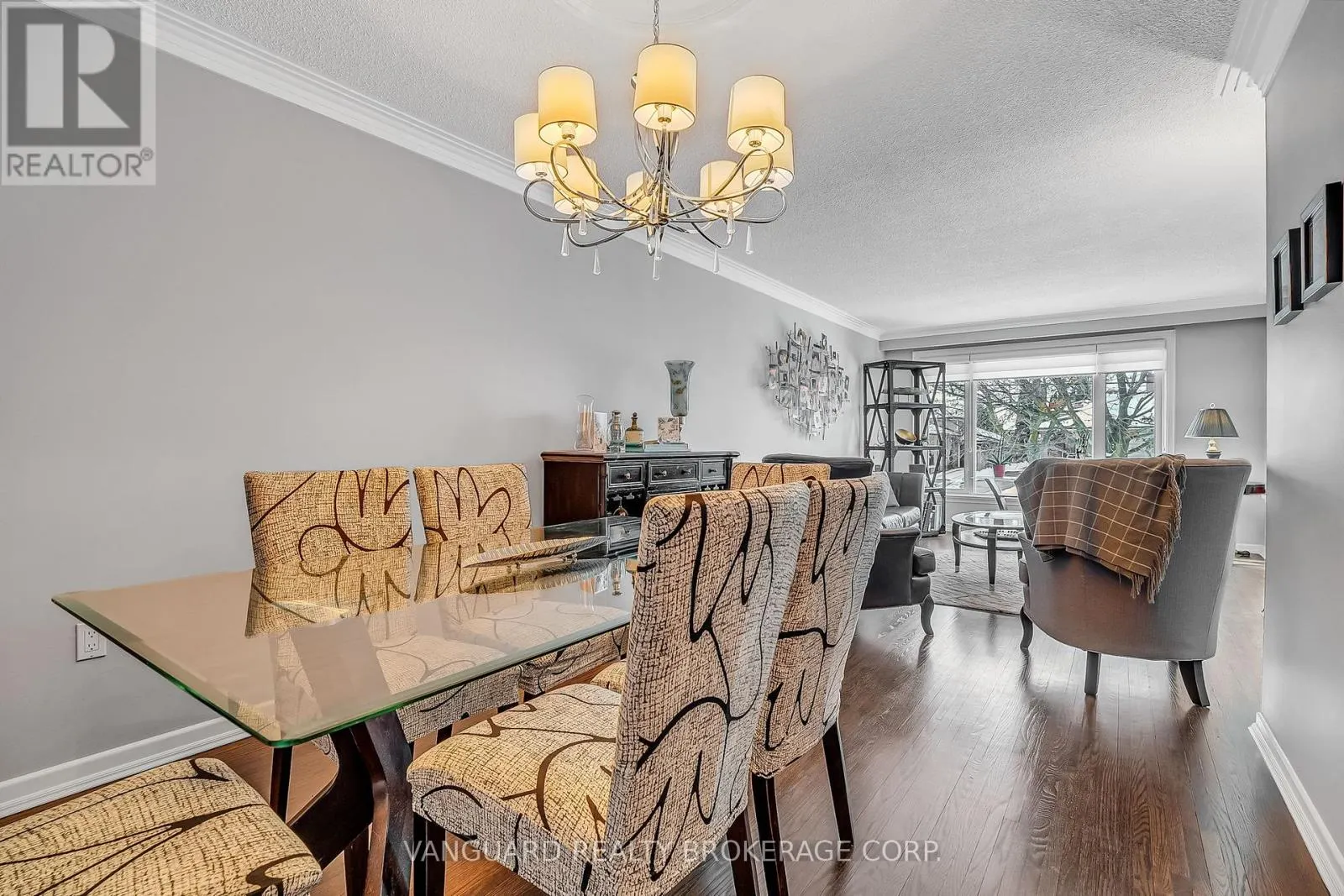 61 GAMBELLO CRESCENT