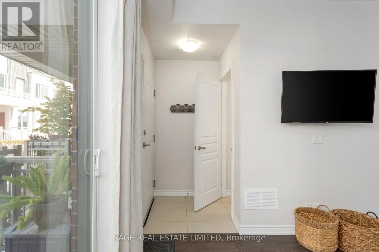 6 - 135 LONG BRANCH AVENUE
