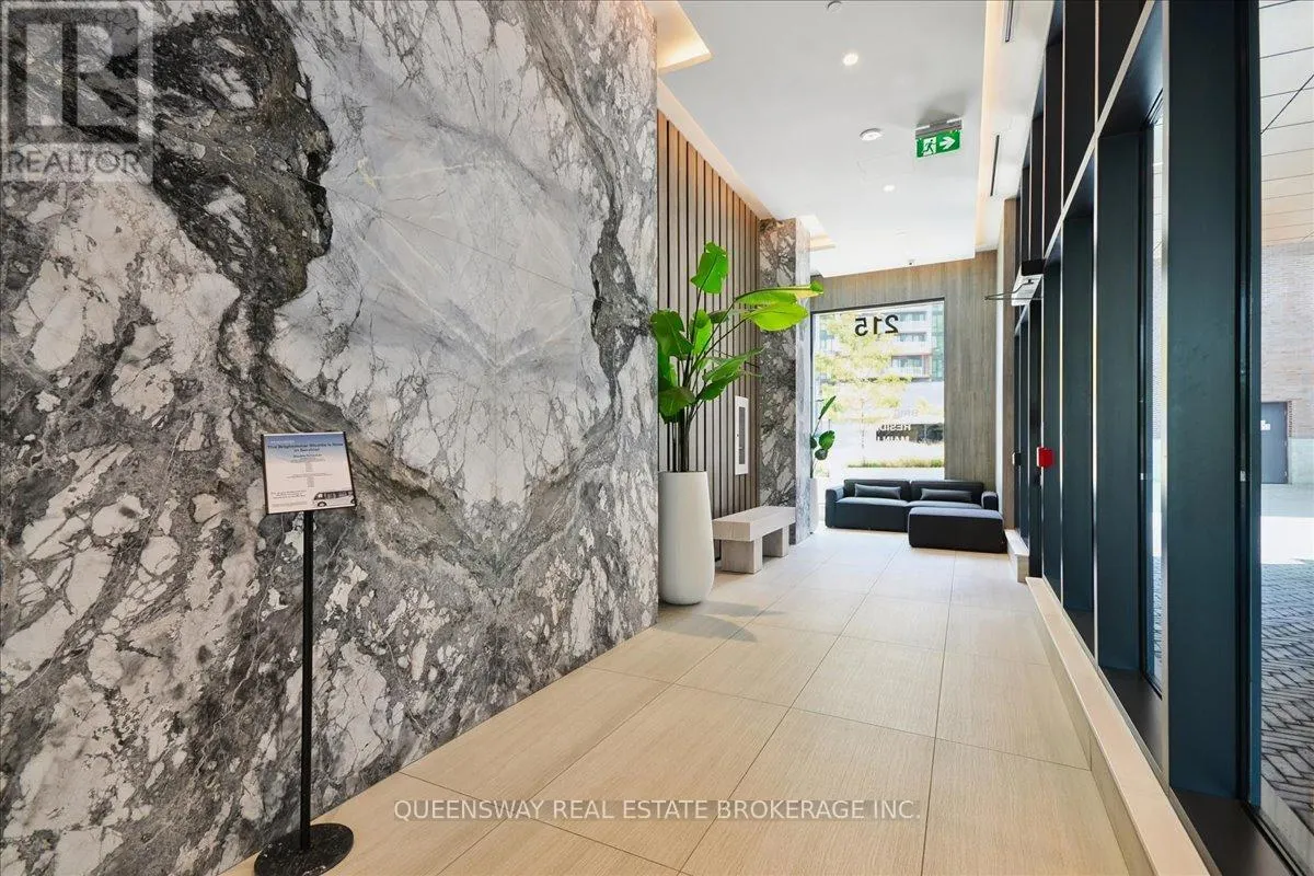 443 - 215 LAKESHORE ROAD W