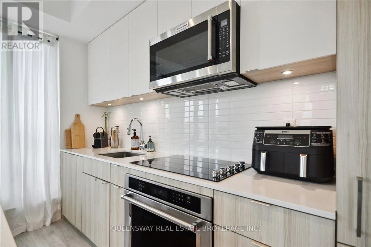 443 - 215 LAKESHORE ROAD W