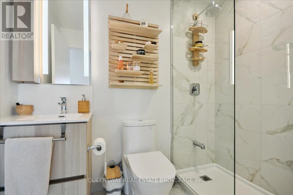 443 - 215 LAKESHORE ROAD W