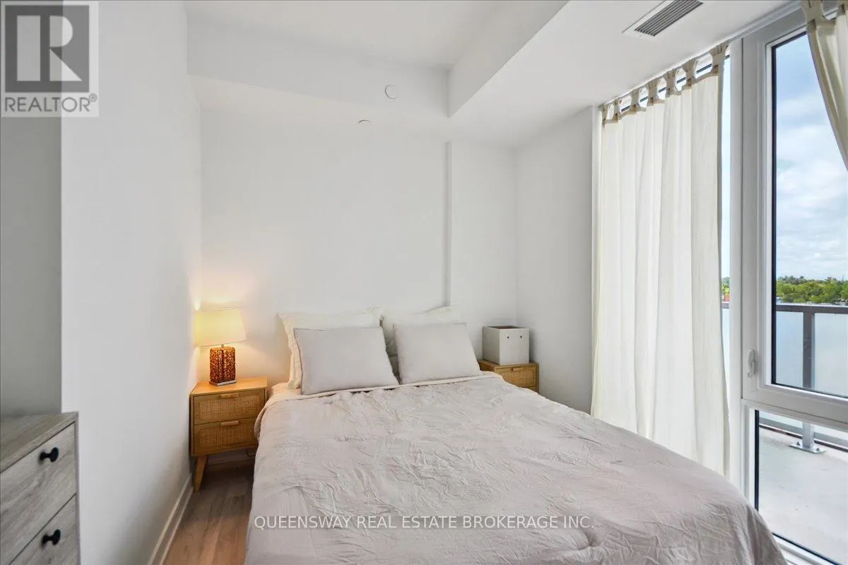 443 - 215 LAKESHORE ROAD W