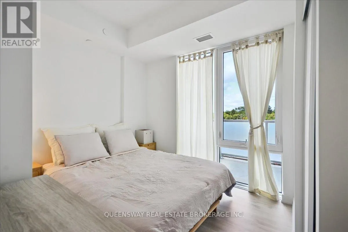 443 - 215 LAKESHORE ROAD W