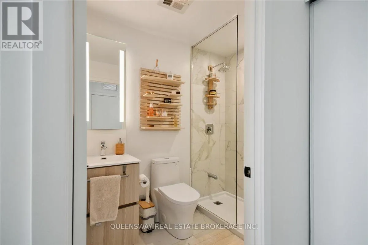 443 - 215 LAKESHORE ROAD W