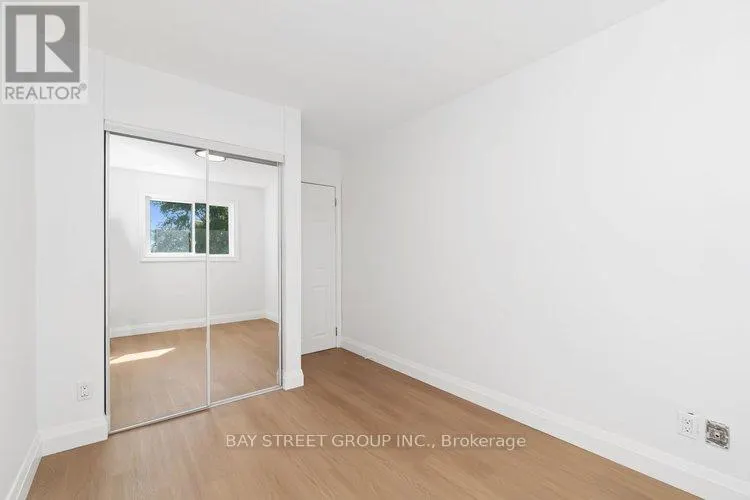 1372 FREEPORT DRIVE