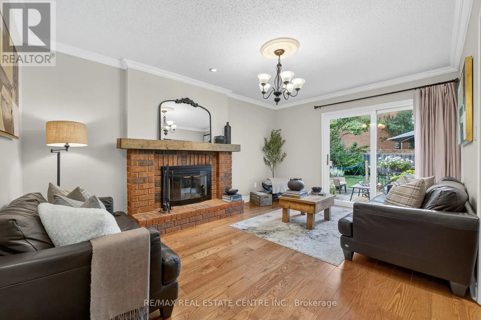 1436 SPRUCEWOOD TERRACE
