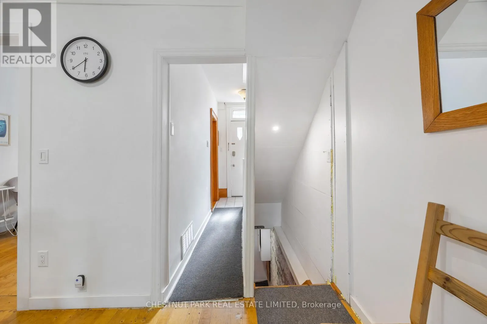 62 GARNET AVENUE