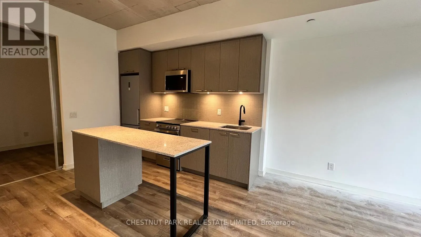 505 - 1808 ST CLAIR AVENUE W