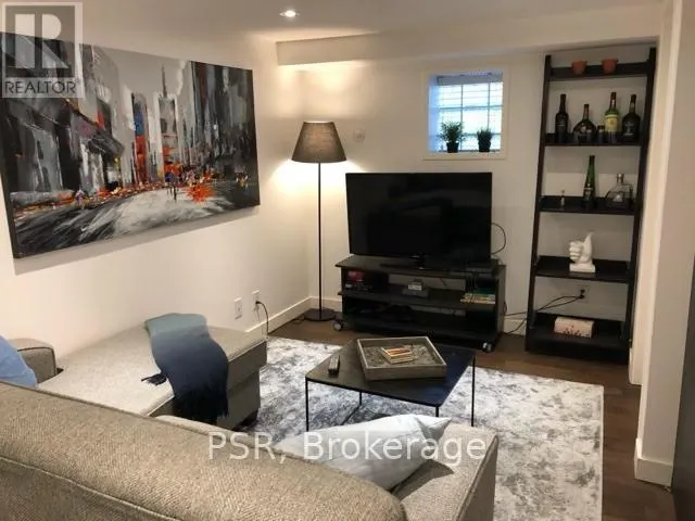 B1 - 54A GALLEY AVENUE