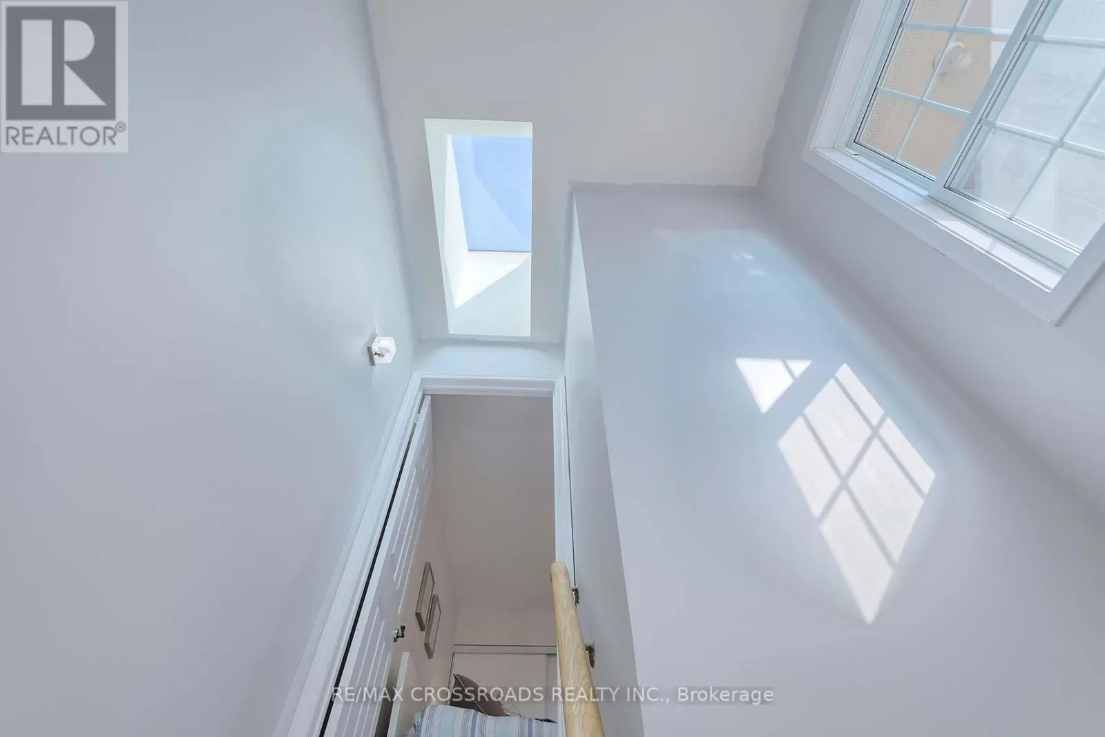 6 - 3890 BLOOR STREET W
