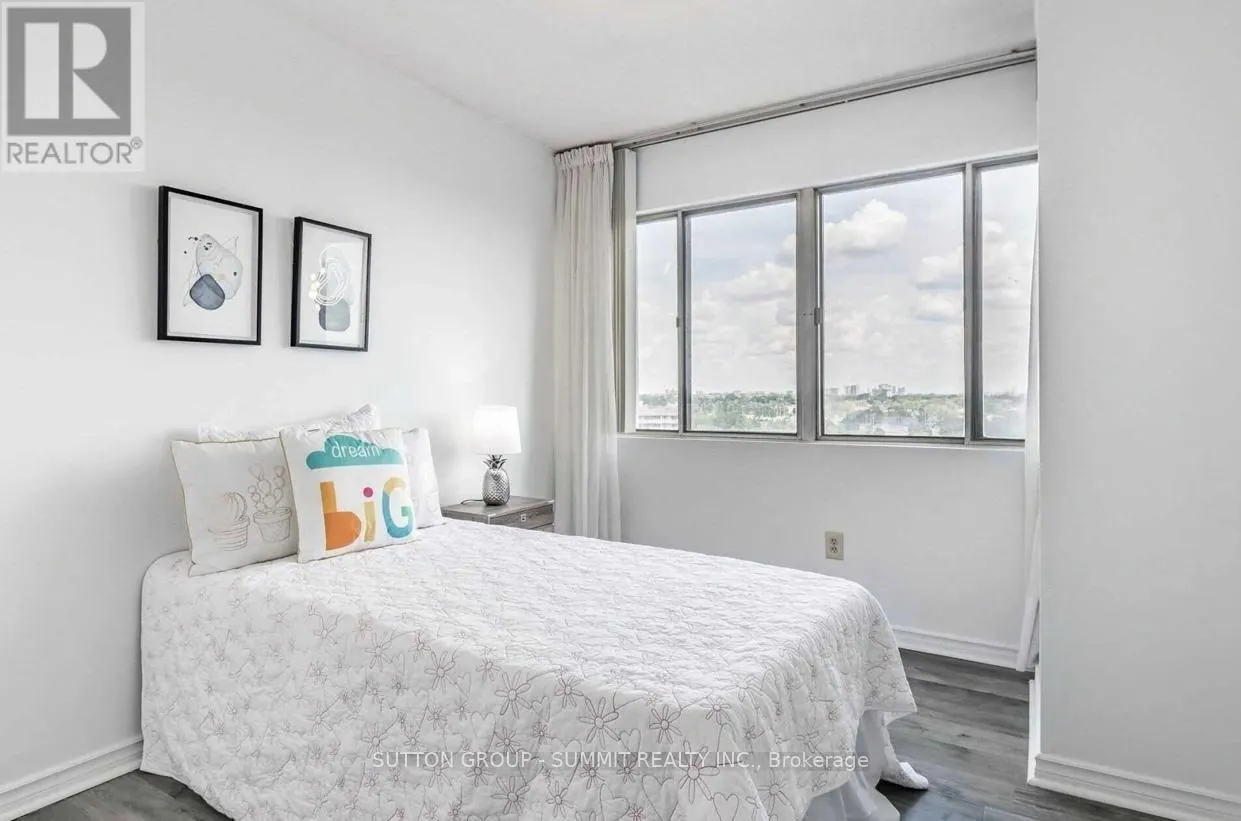 1010 - 1580 MISSISSAUGA VALLEY BOULEVARD