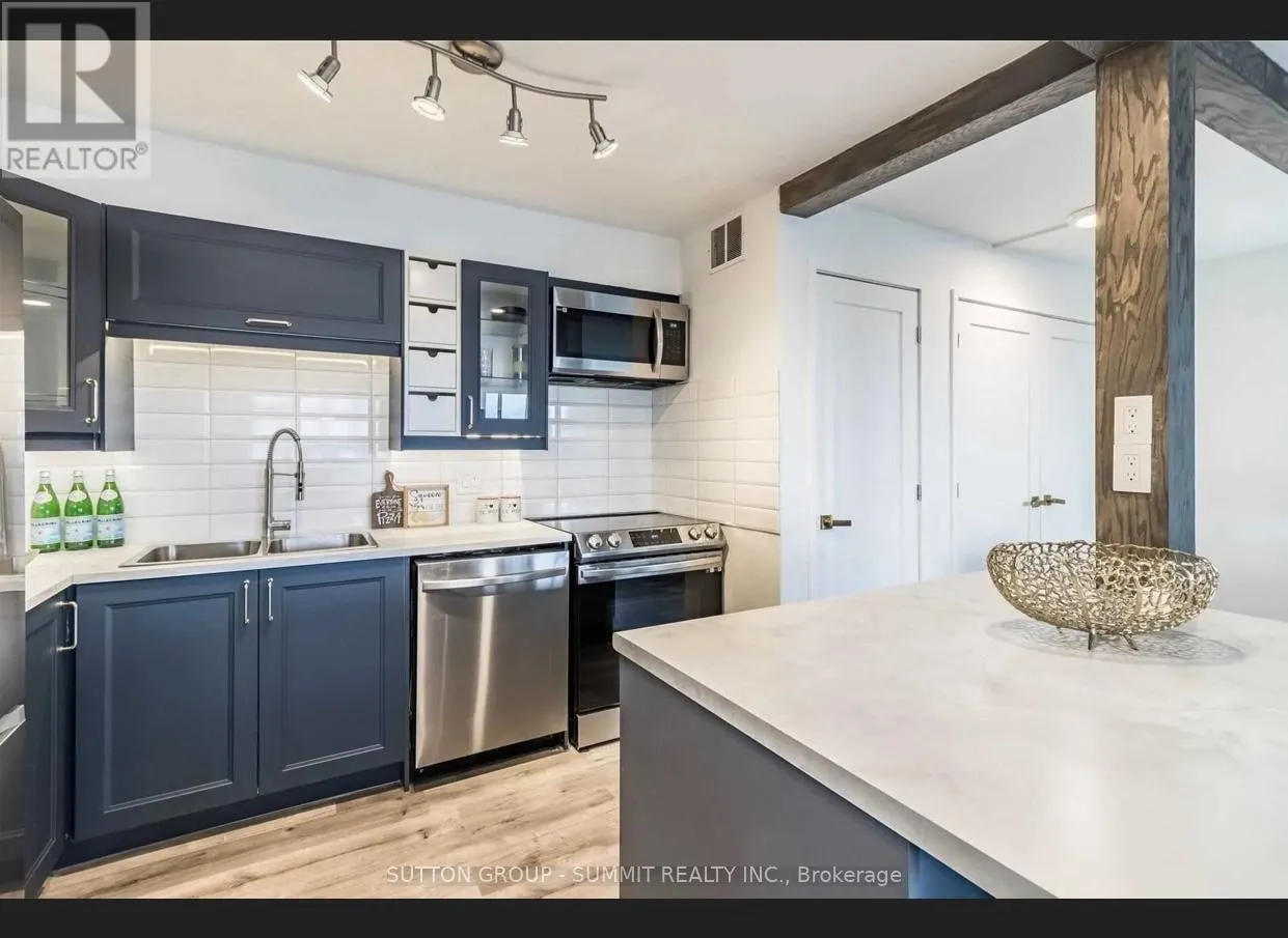 1010 - 1580 MISSISSAUGA VALLEY BOULEVARD