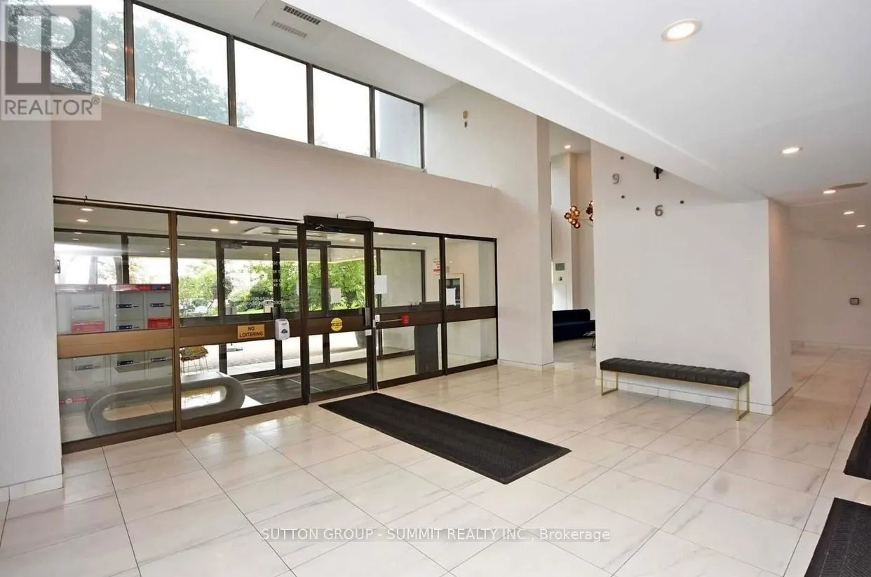 1010 - 1580 MISSISSAUGA VALLEY BOULEVARD