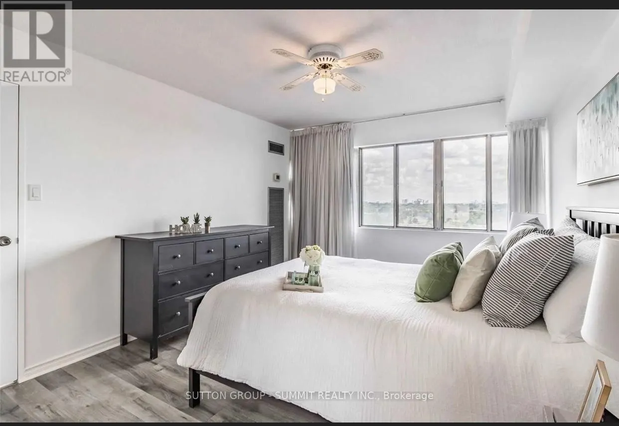 1010 - 1580 MISSISSAUGA VALLEY BOULEVARD