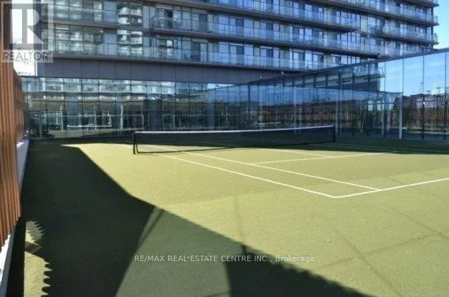 1010 - 105 THE QUEENSWAY