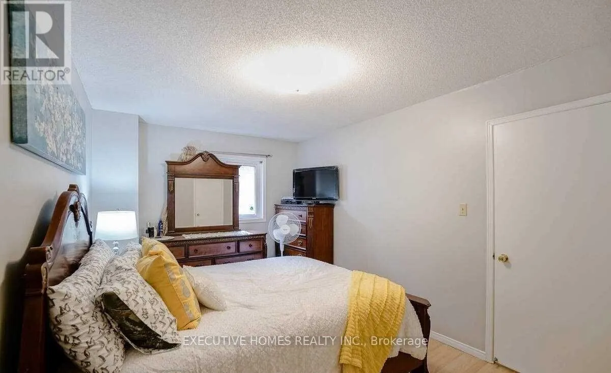 114 TOBA CRESCENT
