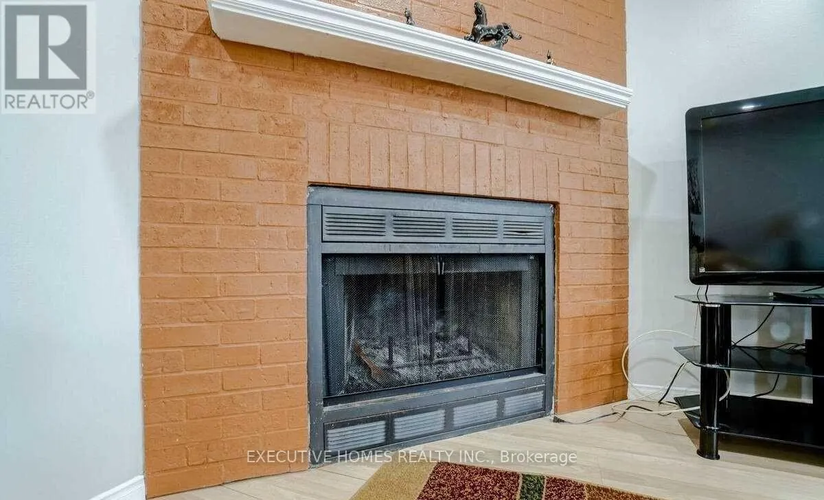 114 TOBA CRESCENT