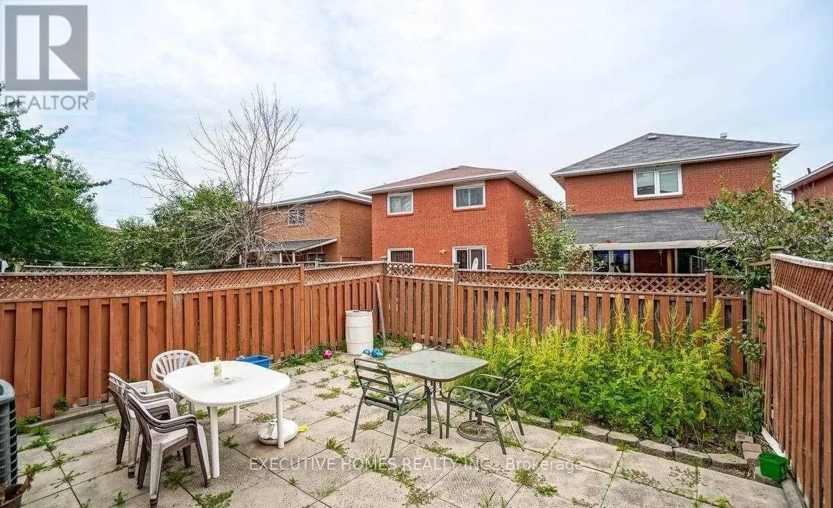 114 TOBA CRESCENT