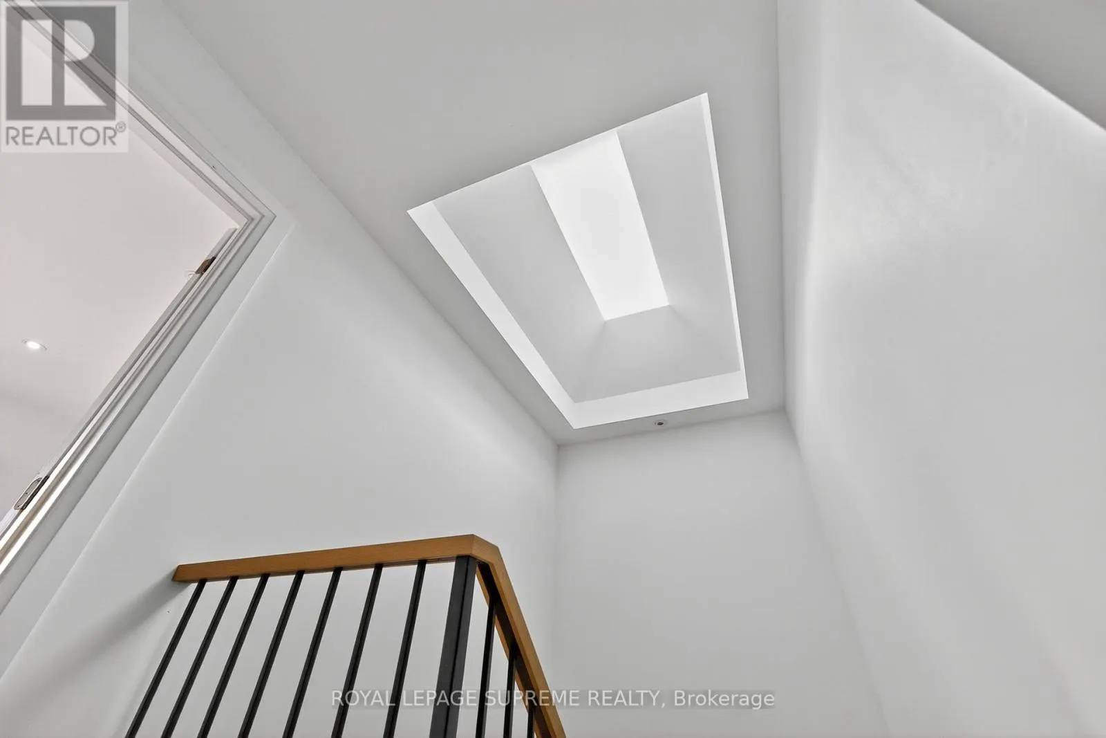 24 YORK AVENUE