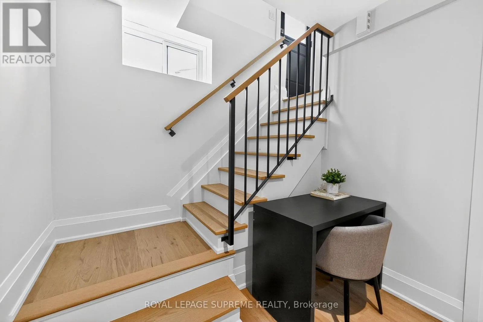 24 YORK AVENUE